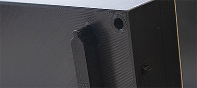 Detachable leg fitted to the custom ticker case